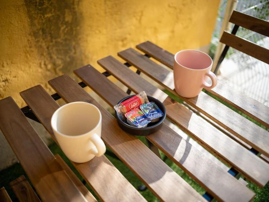 Appartement Tout Equipe 4 Couchages Avec Terrasse Et Parking Venelles Eksteriør billede